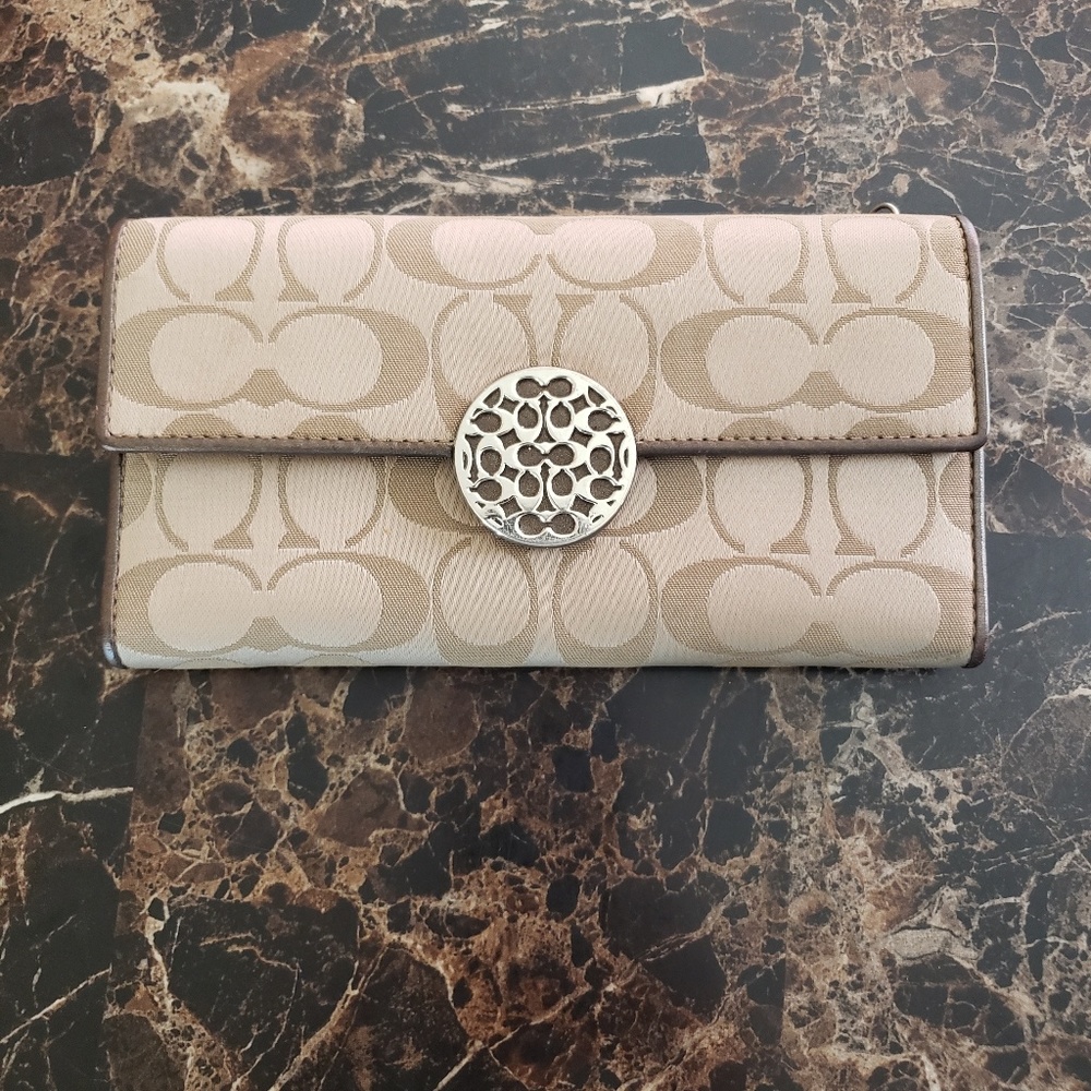 Coach wallet